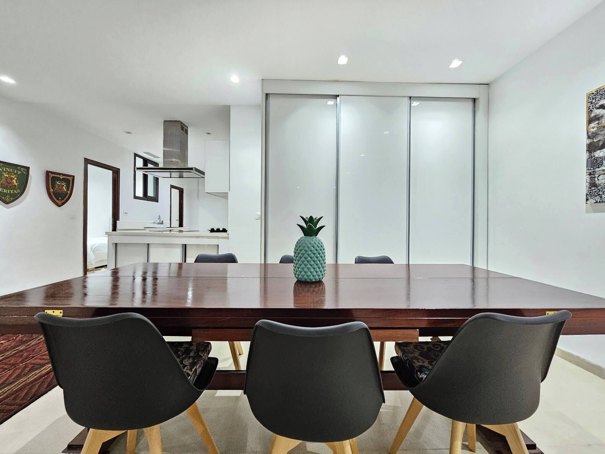 Villa, 5 Bedrooms | Dining