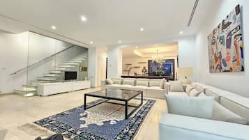 Villa, 5 camere da letto | Area soggiorno | Libri