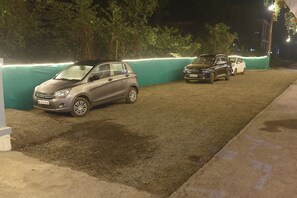 Exterior detail - Coastal Gateway (Alibaga)