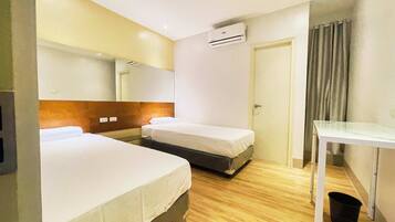 Phòng | Bàn, truy cập Internet không dây miễn phí