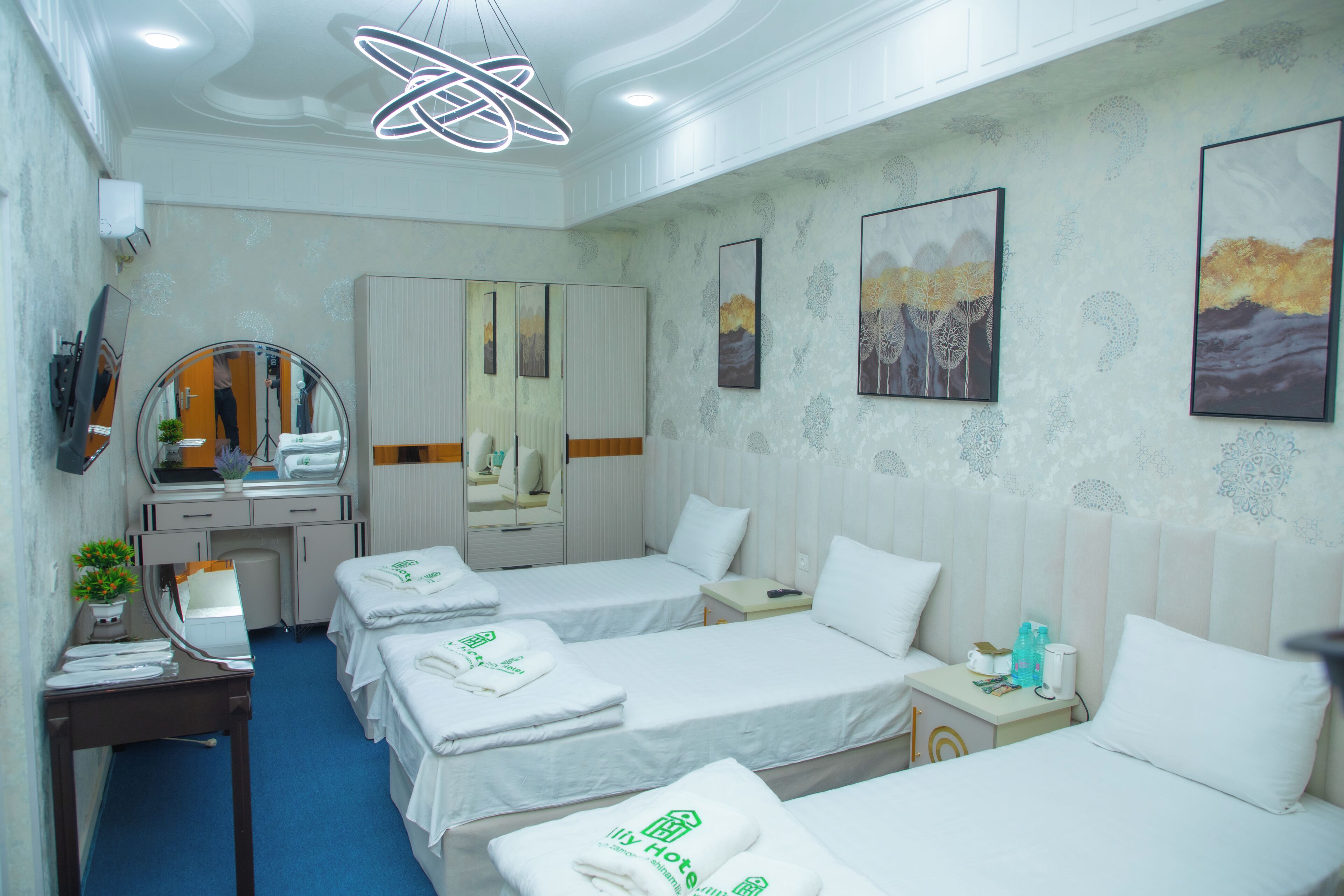 Tripla Luxury | Postazione laptop, Wi-Fi gratuito