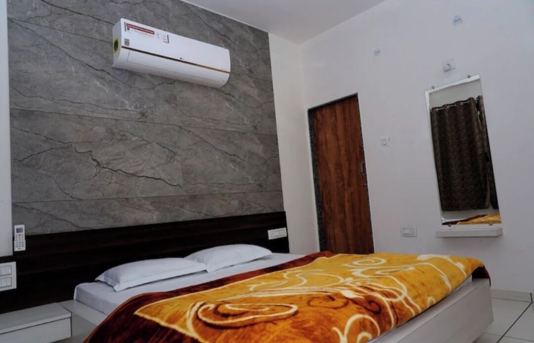 Double Room | Free WiFi
