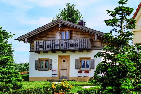 Ferienhaus Im Idyllischen Landhausstil Im Vital Camp Bayerbach - Bad Birnbach