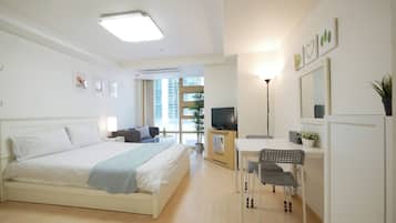 1 bedroom, iron/ironing board, Internet