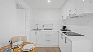 Fridge, microwave, stovetop, toaster