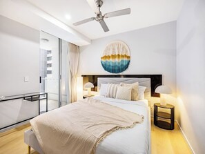 2 bedrooms, desk, iron/ironing board, WiFi - Prime CBD Stay | Walk to Queen St Mall | 1 Parking (Brisbane City)