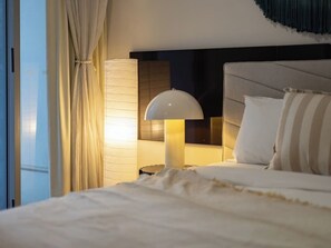 2 habitaciones, escritorio, tabla de planchar con plancha y wifi 