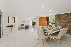 Dining - Spacious 4BR Family Home in Sunnybank (Sunnybank)