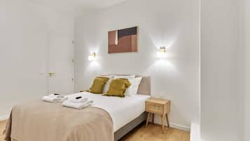 2 bedrooms, desk, iron/ironing board, free WiFi