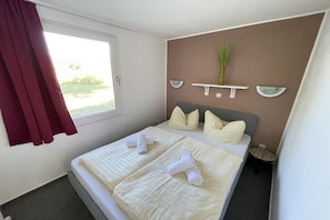 2 bedrooms