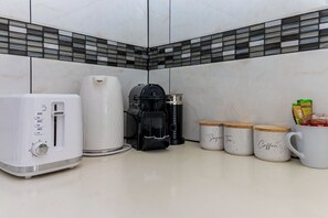 Coffee and/or coffee maker - Urangan Pier Villa #2 (Urangan)