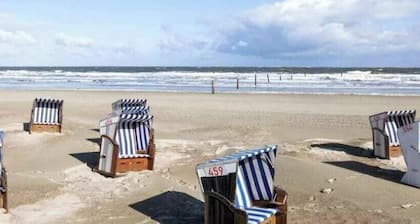 Cabin with 2 bedrooms