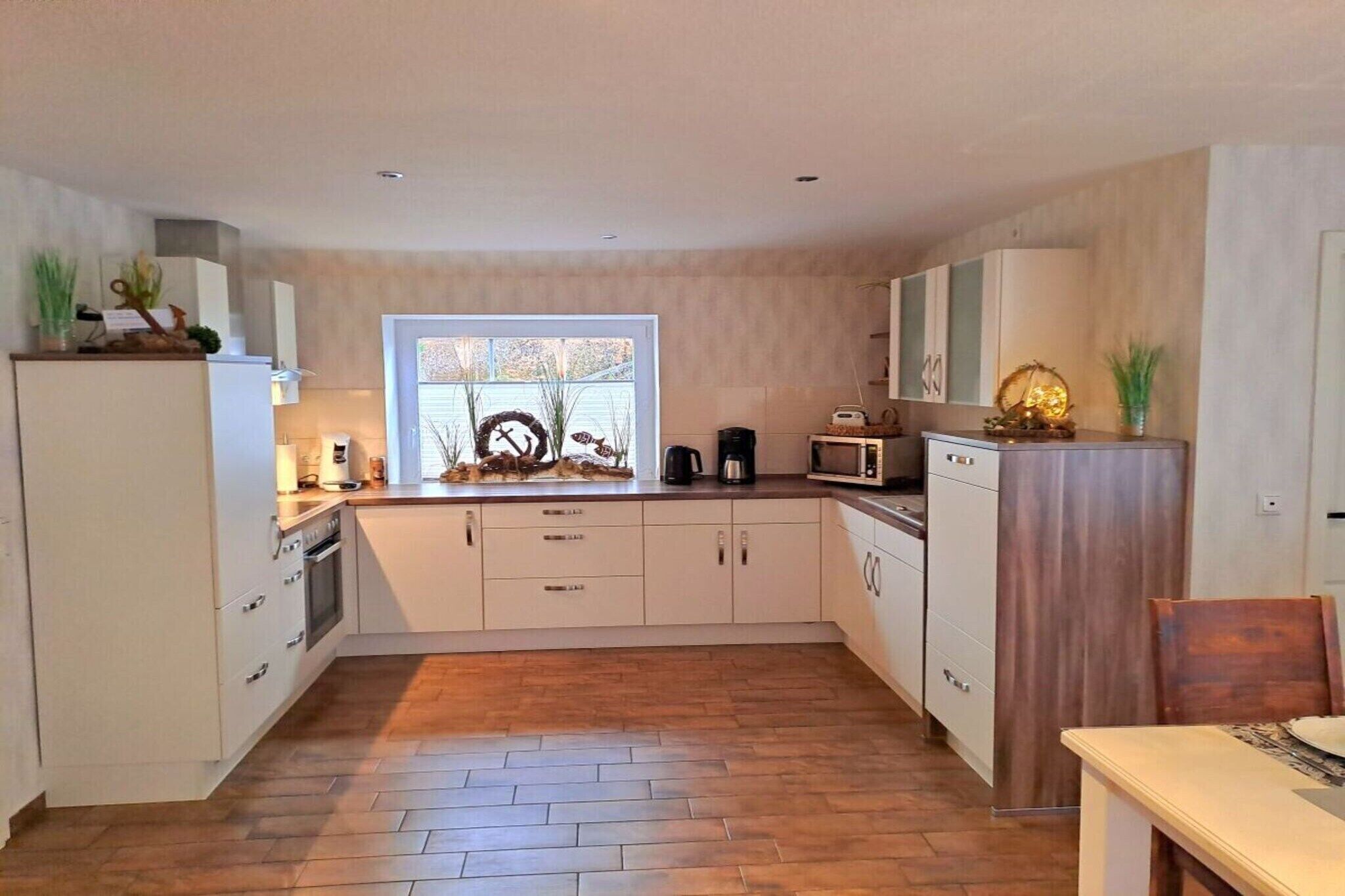 Kühlschrank, Ofen, Herdplatte, Geschirrspüler