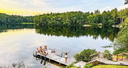 New Home! Lakefront, Dock, Fireplace, XBox