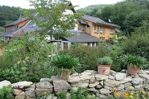 Property grounds - Holiday apartment with 1 bedroom (Badenweiler-Sehringen)
