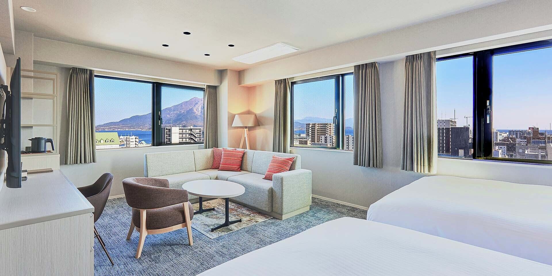Kahden hengen deluxe-huone (kaksi sänkyä), tupakointi kielletty (THE GRAN CEREZO (Sakurajima view)) | Ilmainen Wi-Fi, vuodevaatteet
