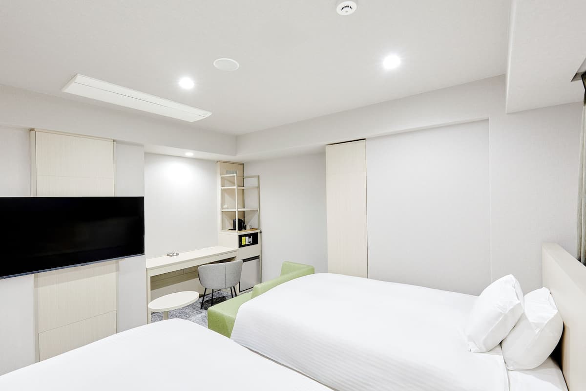 Wifi gratis y ropa de cama
