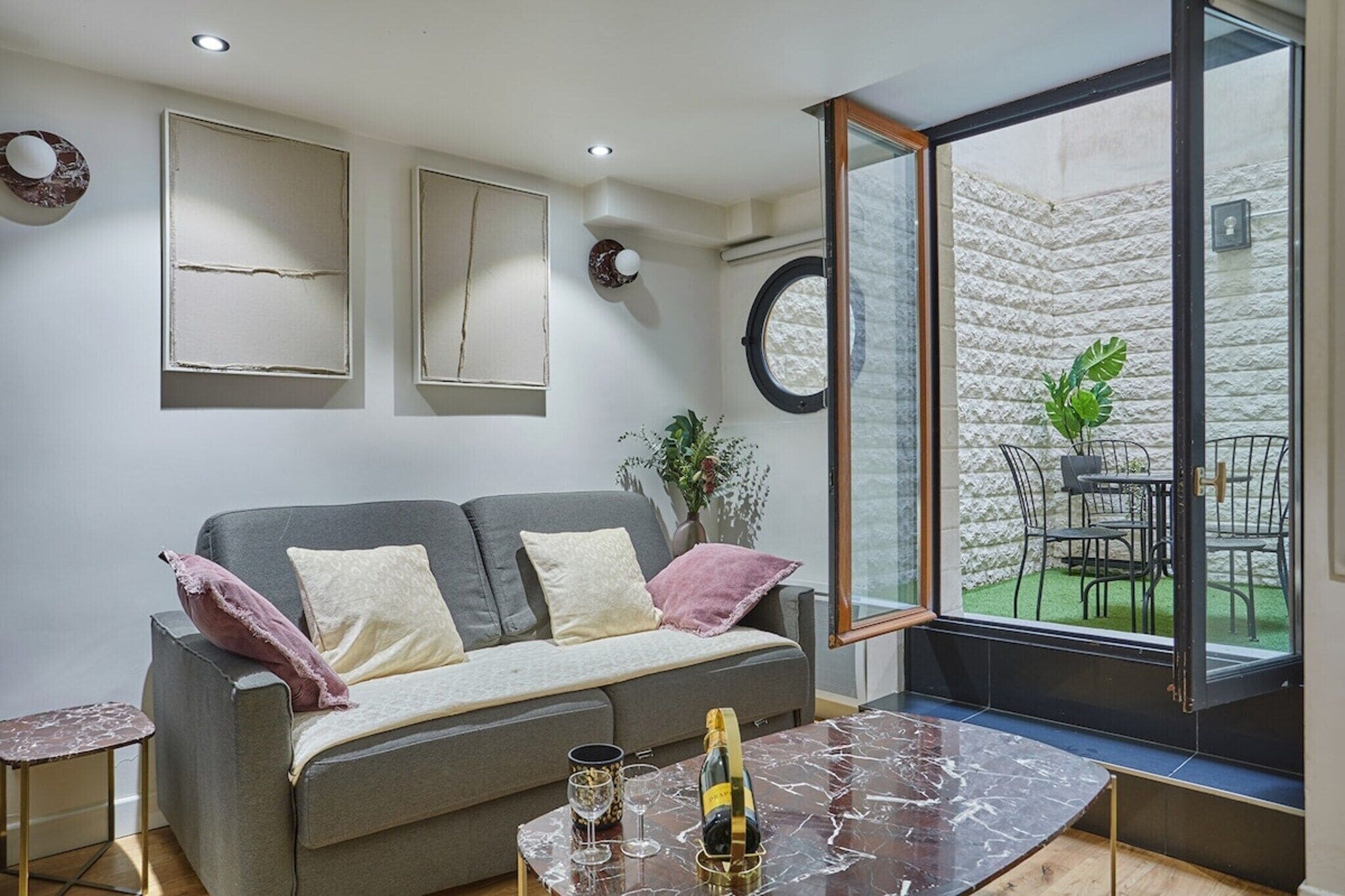 TV connectée, espaces bureaux