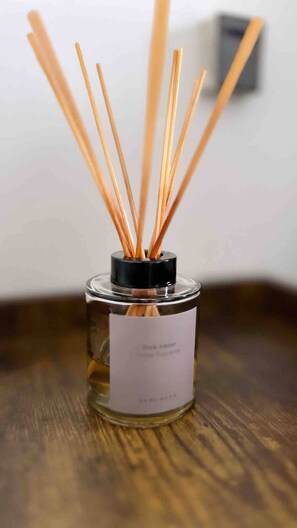 Room, 1 Bedroom, Patio, Garden View | Bathroom amenities - Room-beautiful Bedroom En-suite Hotel (London)