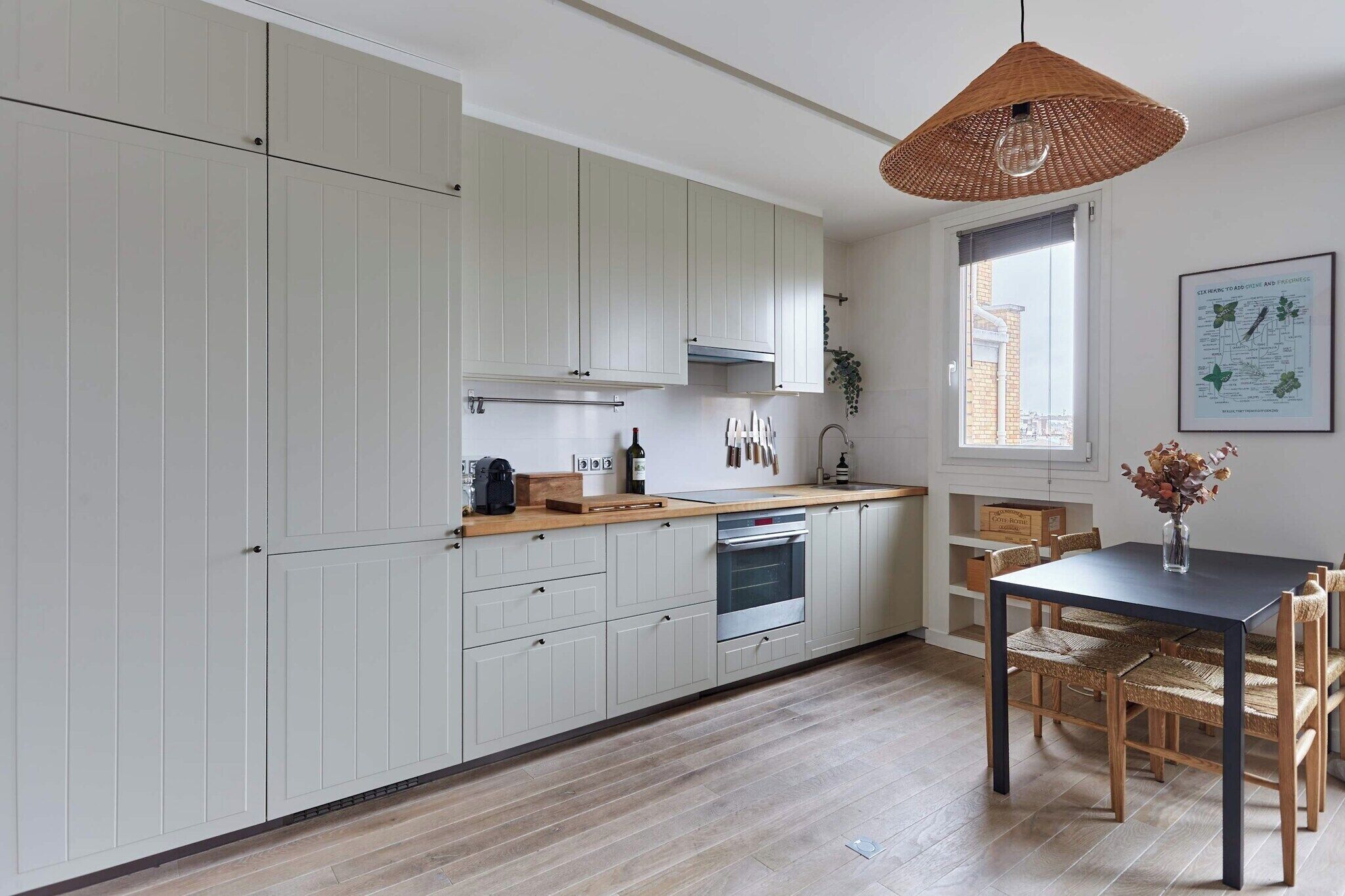 Frigorífic, microones, forn i placa de cuina 