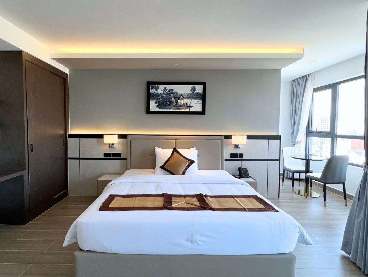 LN Suite | 書桌、手提電腦工作空間、熨斗/熨衫板、免費 Wi-Fi