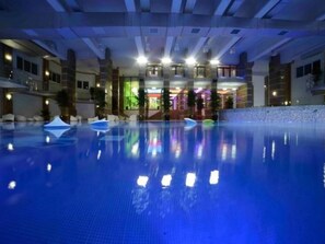 Pool - Studio 'Miltari Residenz M6 by Interhome (Berceni)