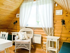 Televisión y chimenea 