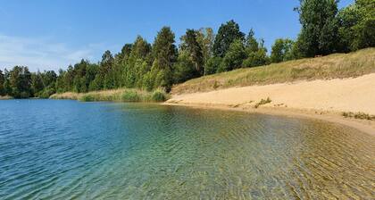 Bernsteinsee Hotel und Ferien Zimmer mit Balkon