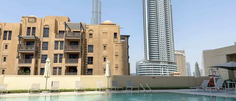 Basic Apartment | Pool