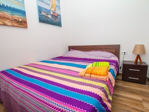 2 bedrooms, Internet - Familienfreundliche Wohnung direkt am Meer by Interhome (Dobrota)