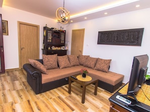 Living area - Familienfreundliche Wohnung direkt am Meer by Interhome (Dobrota)