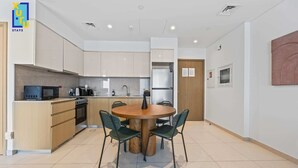 Basic-Apartment | Eigene Küche | Espressomaschine, Kühlschrank, Mikrowelle, Ofen