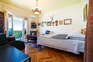 1 bedroom, iron/ironing board, free WiFi - Charming apartment, Central and Cozy (Zadar)