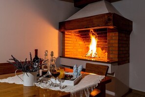 Dining - Large Villa with Pool, Rural Setting (Stankovci)