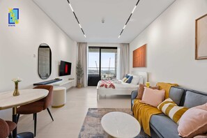 Basic Studio | Living area - The Velvet Apex Studio w/ Jacuzzi Trillionaire (Dubai)
