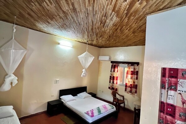 2 chambres, accès Internet, draps fournis