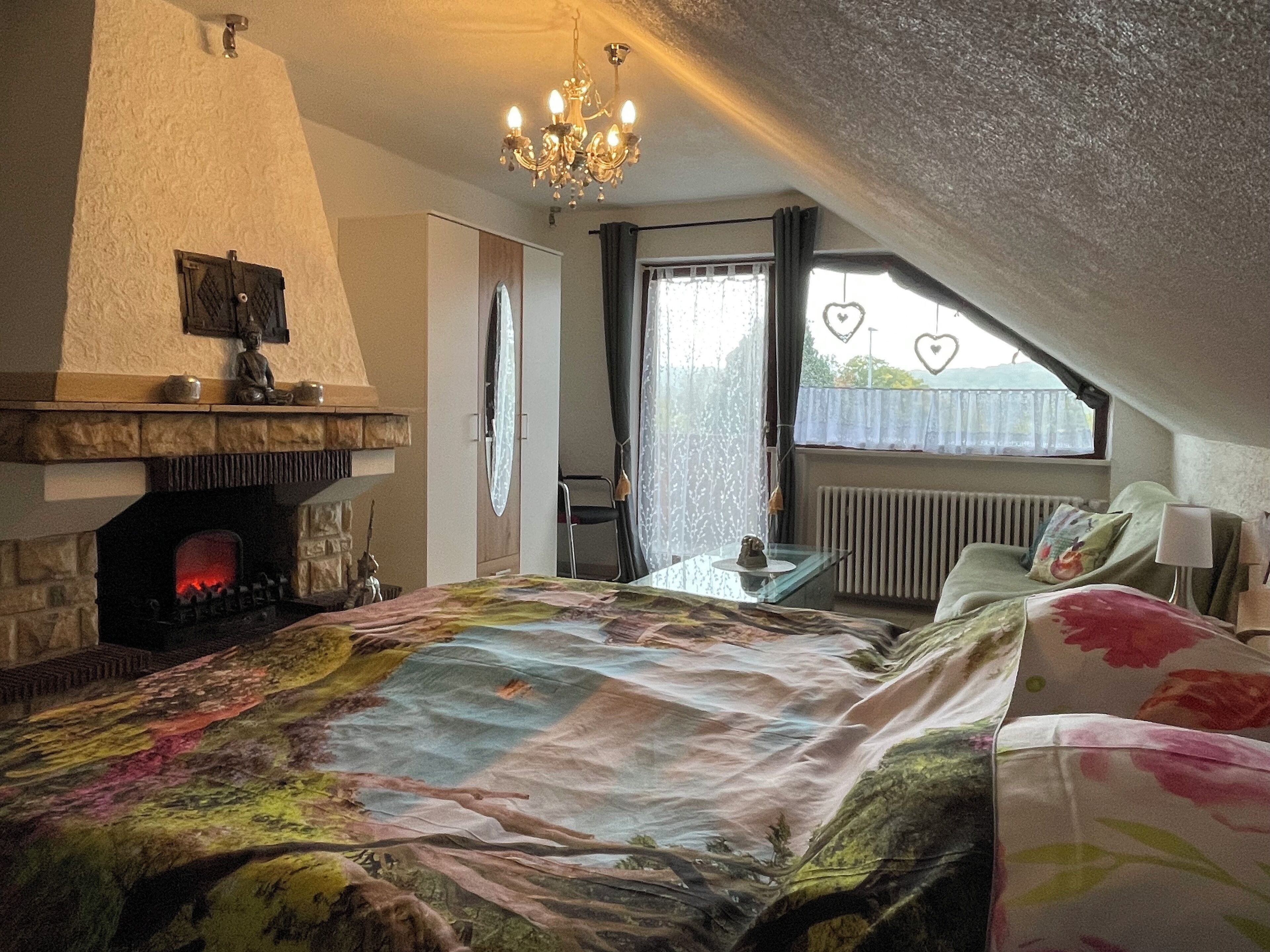 4 多间卧室、熨斗/熨衣板、WiFi、床单