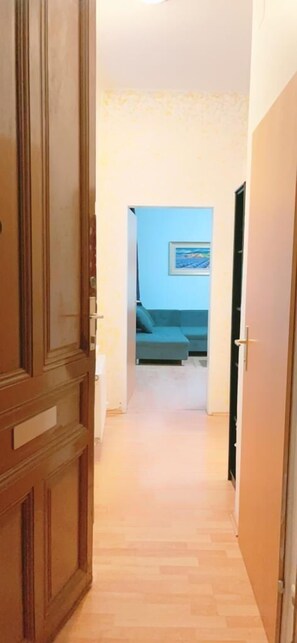 Exterior - Bright Vienna 1BR Apartment Near Danube (Vienna)