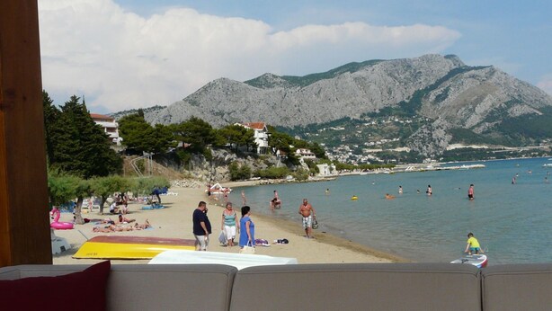 Beach - Appartement in Duće by Interhome (Omiš)