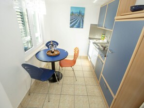 Dining - Appartement in Duće by Interhome (Omiš)