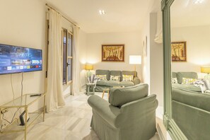 Living area - Fuente de plata, Historical Center, Step-free access (Sevilla)