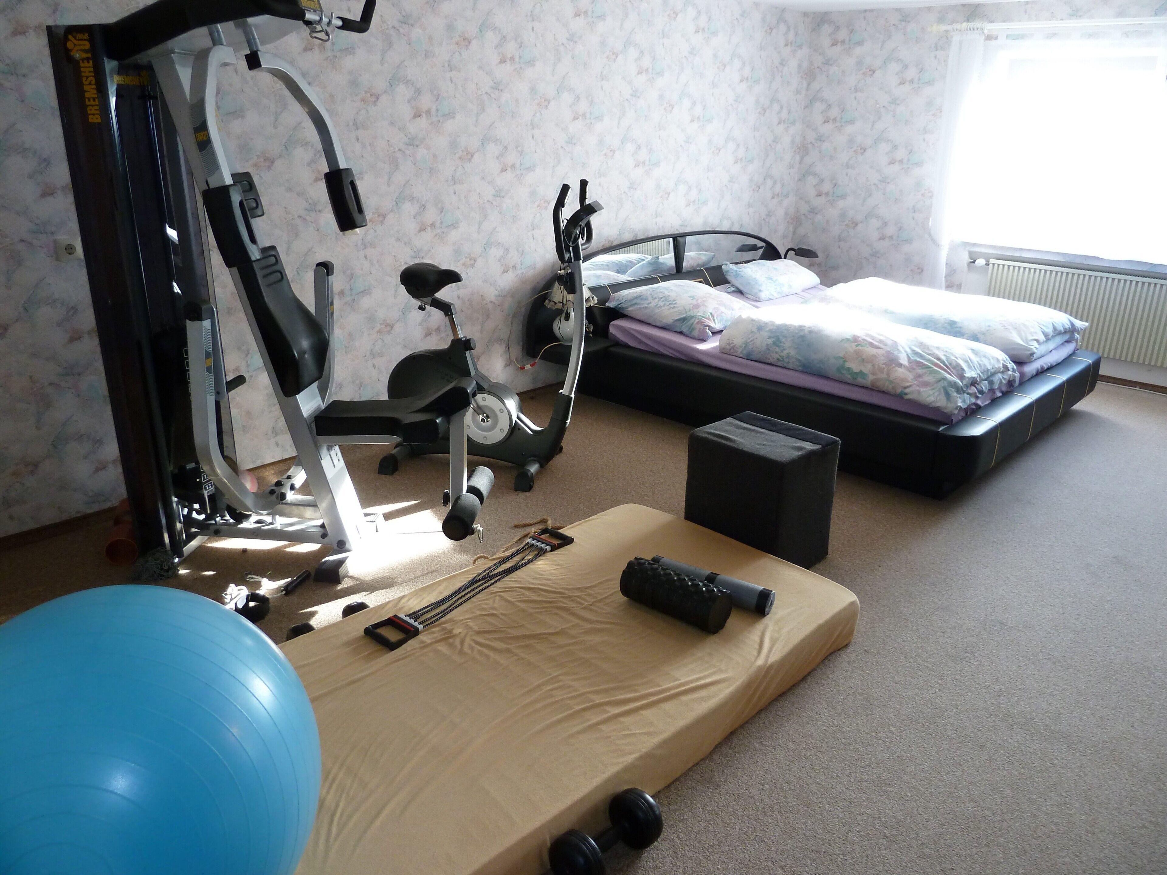 3 bedrooms, WiFi, bed sheets