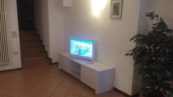 Interni