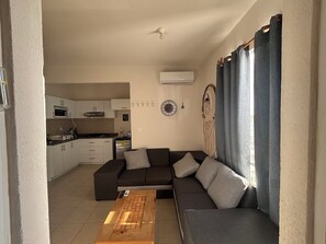 Smart TV - "Cancun | Apartment with nature view and total tranquility". (Cancún)