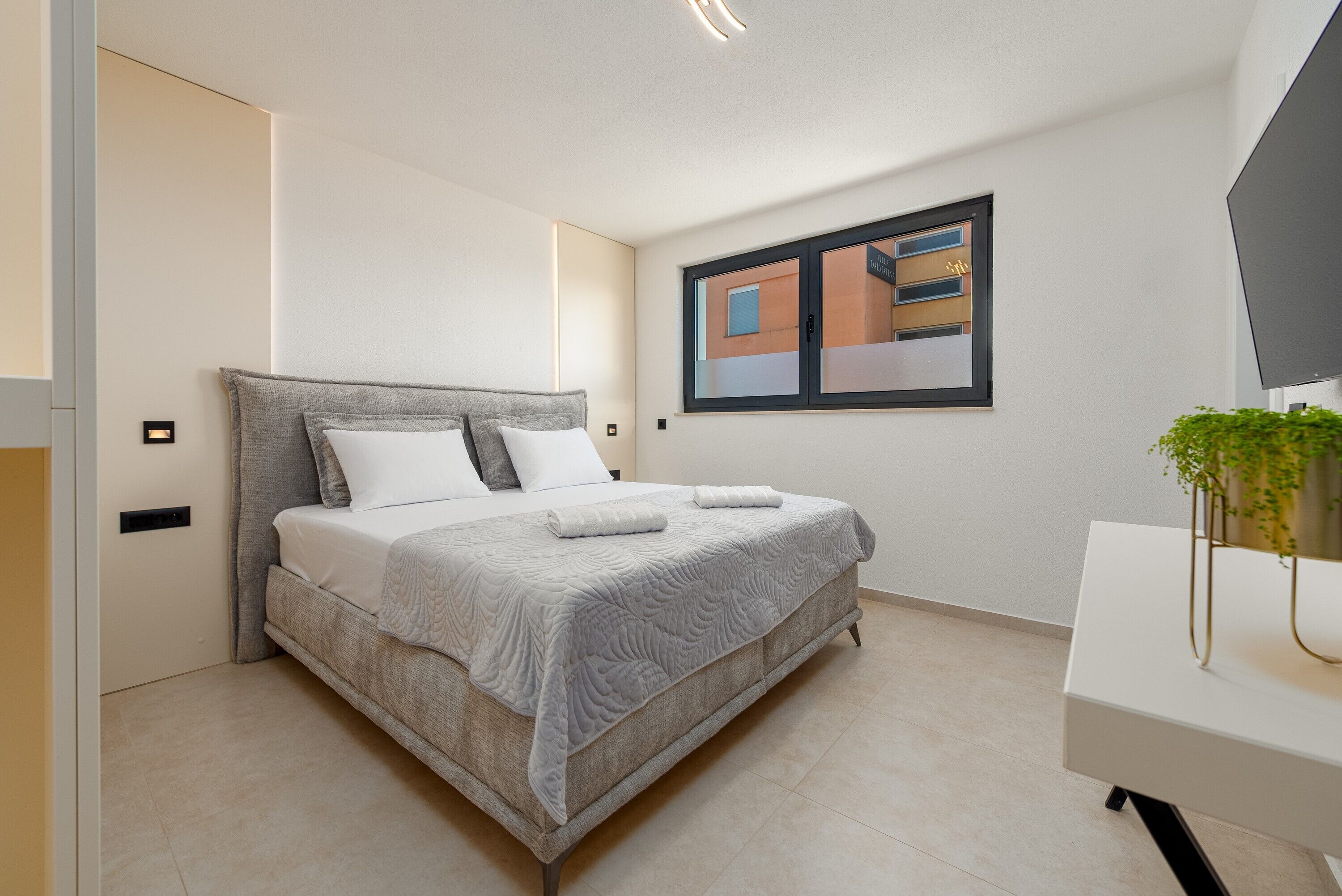 Luxury-Villa, eingeschränkter Meerblick