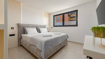 Luxury-Villa, eingeschränkter Meerblick