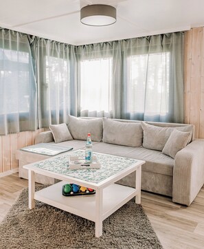 Smart TV - Waldhaus 1 with whirlpool - Holiday homes island Usedom - Directly at the Achterwasser! (Lütow)