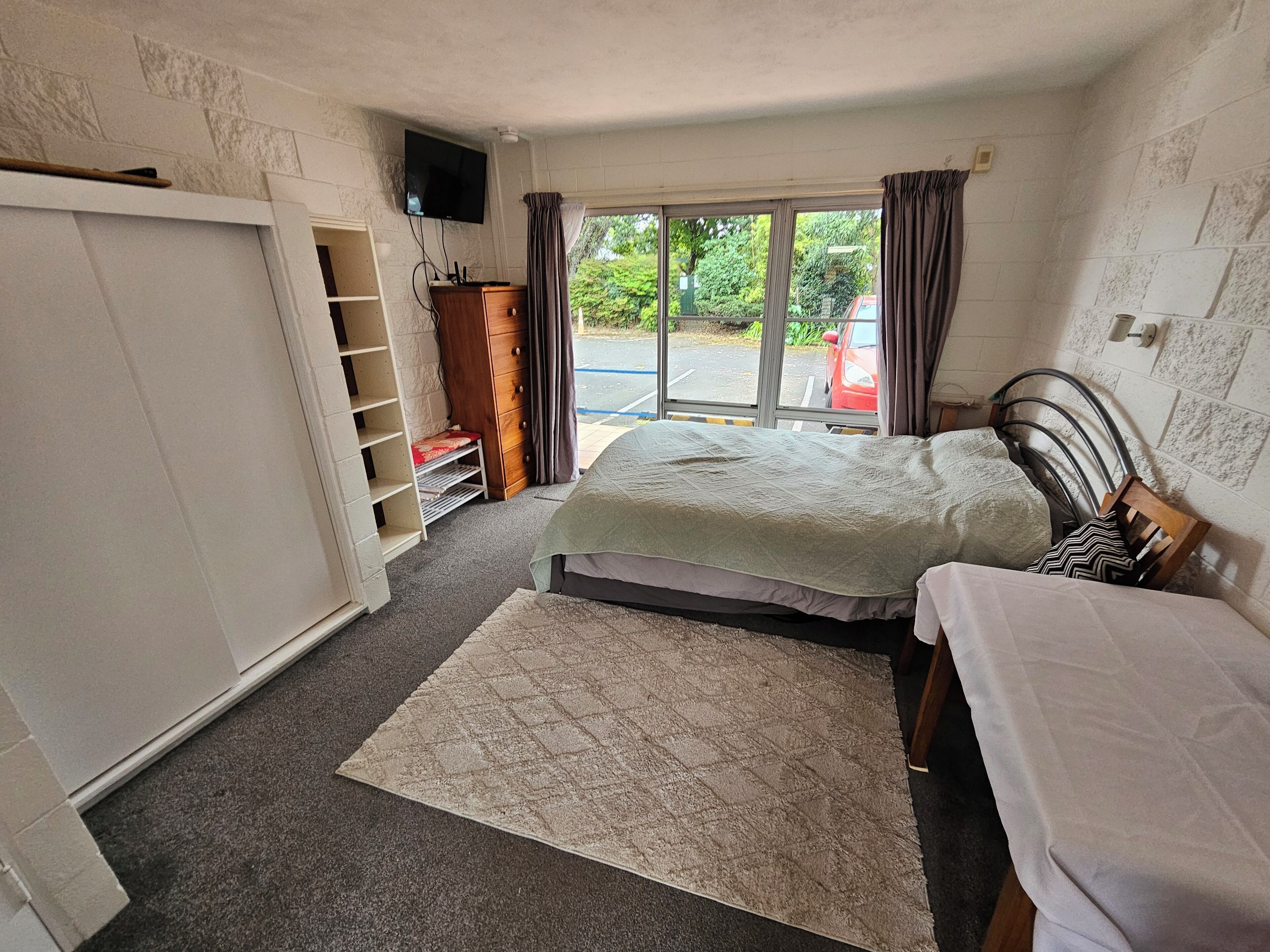 1 bedroom, travel crib, free WiFi, bed sheets