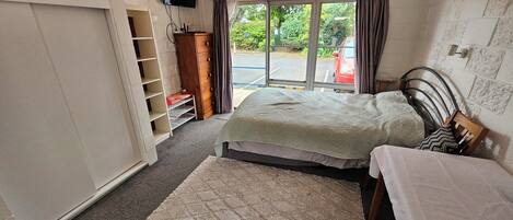 1 bedroom, travel crib, free WiFi, bed sheets