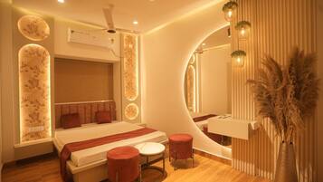 Habitació doble estàndard, vistes a la ciutat | Escriptori, espai de treball apte per a portàtils i wifi gratuïta